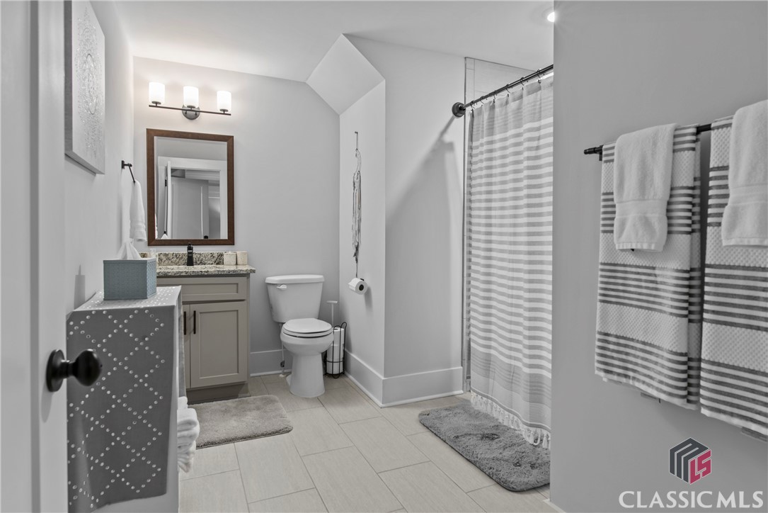 265 Federal Street Athens, GA 30607 - Photo 50 of 59 Upstairs Master Suite