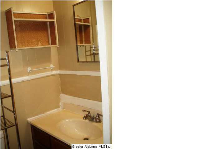1421 Peaceburg Road Weaver, AL 36277 - Photo 11 of 29