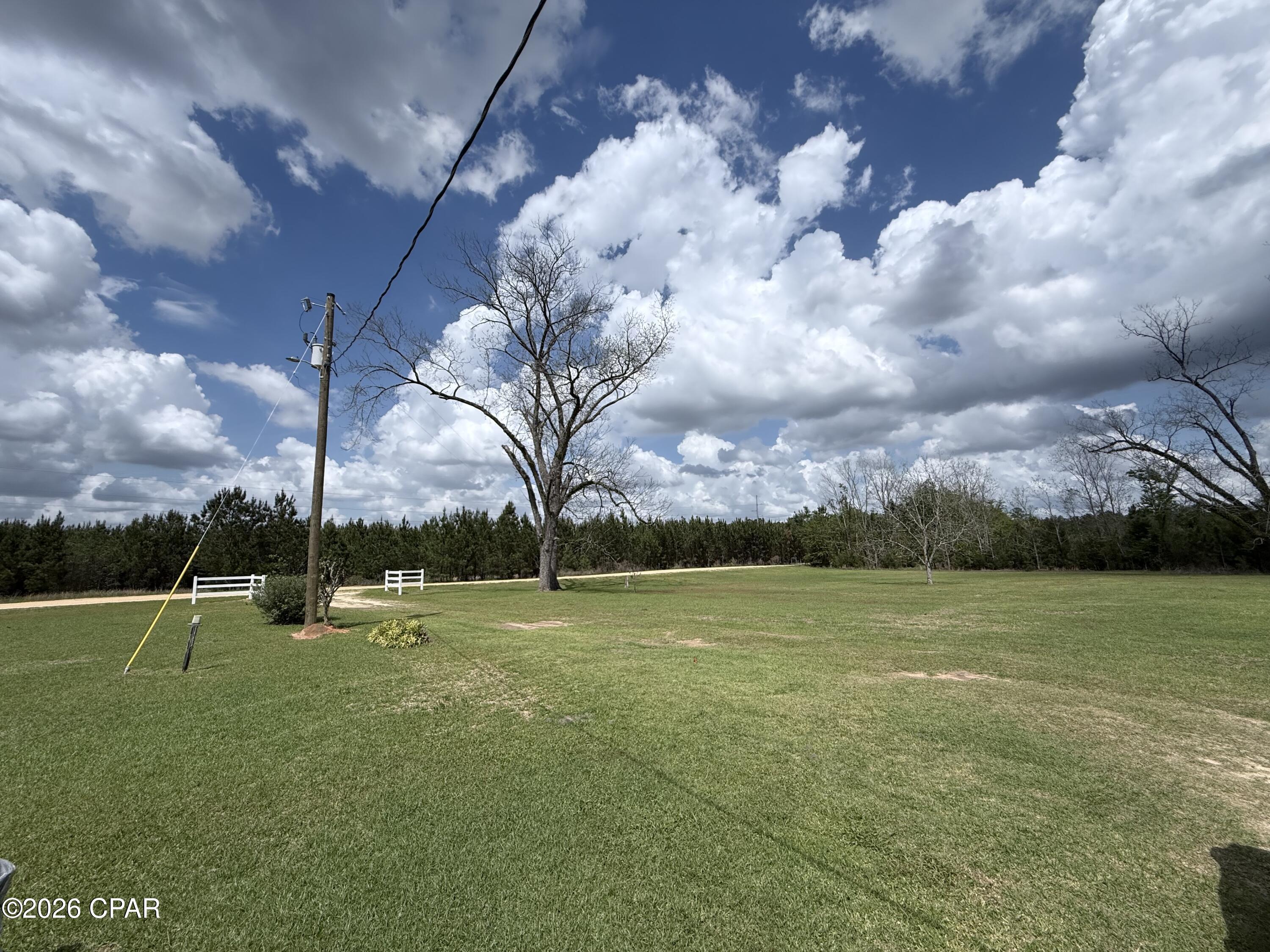 4705 Ford Road Greenwood, FL 32443 - Photo 4 of 32