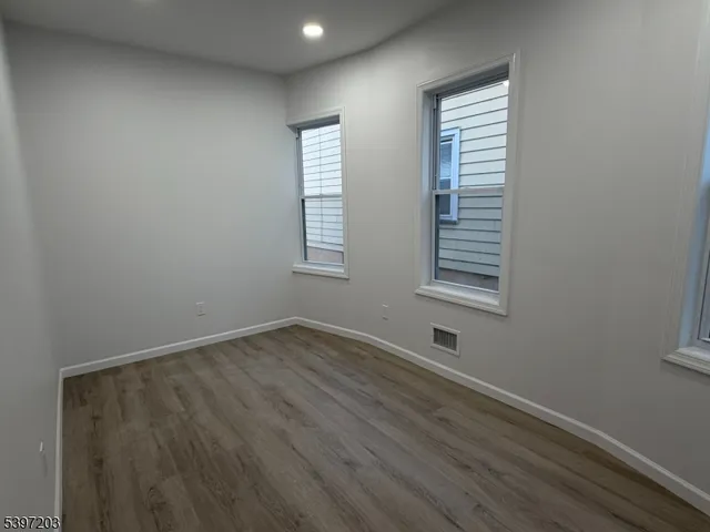 $3,500 | 43 Hadley Avenue, Unit 2, Clifton, NJ 07011