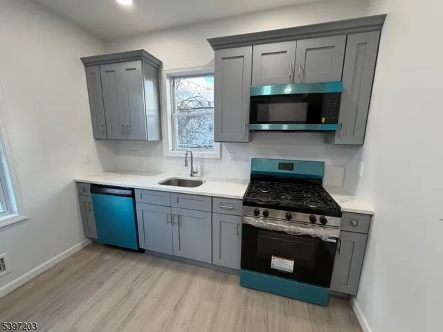 $3,500 | 43 Hadley Avenue, Unit 2, Clifton, NJ 07011