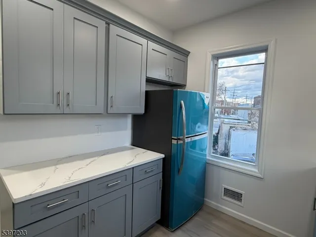 $3,500 | 43 Hadley Avenue, Unit 2, Clifton, NJ 07011