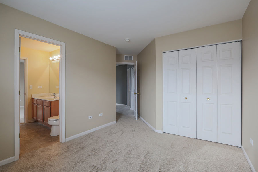 2156 Sunrise Circle Aurora, IL 60503 - Photo 18 of 24