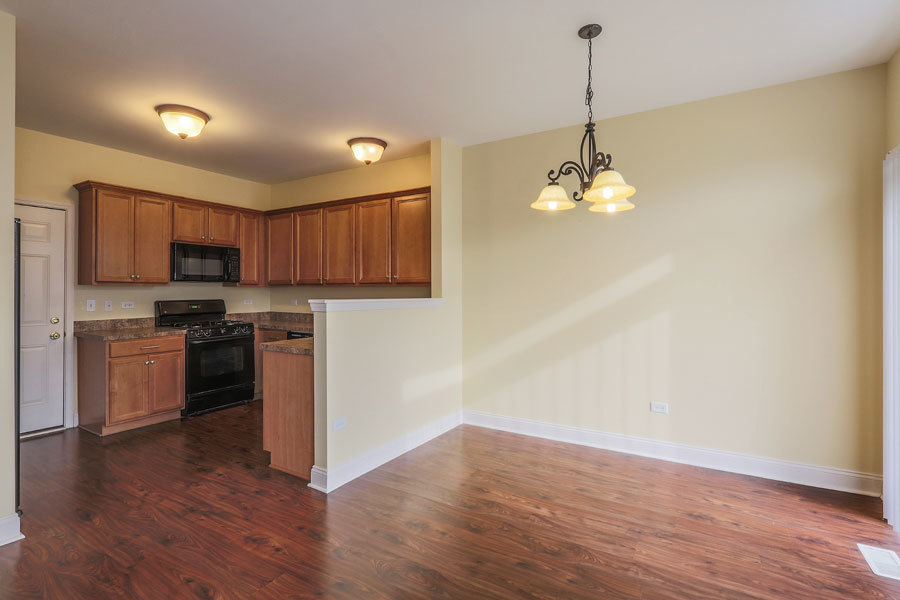2156 Sunrise Circle Aurora, IL 60503 - Photo 8 of 24