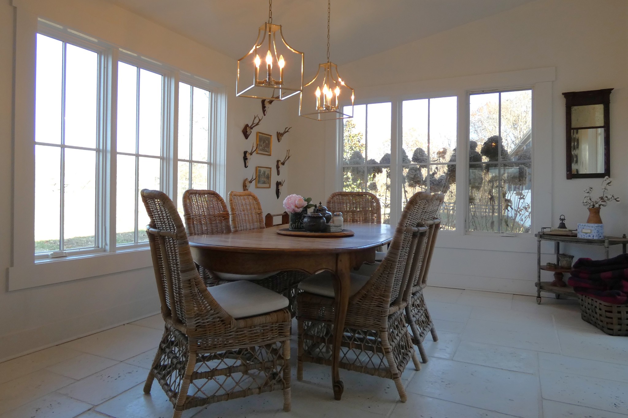 2060 Luther Herald Road Franklin, KY 42134 - Photo 12 of 58 a view of a dining room with furniture large windows and wooden floor
