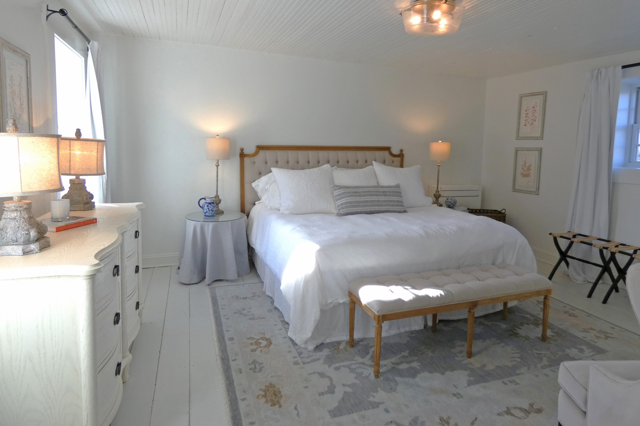 2060 Luther Herald Road Franklin, KY 42134 - Photo 23 of 58 a bedroom with a bed and a table