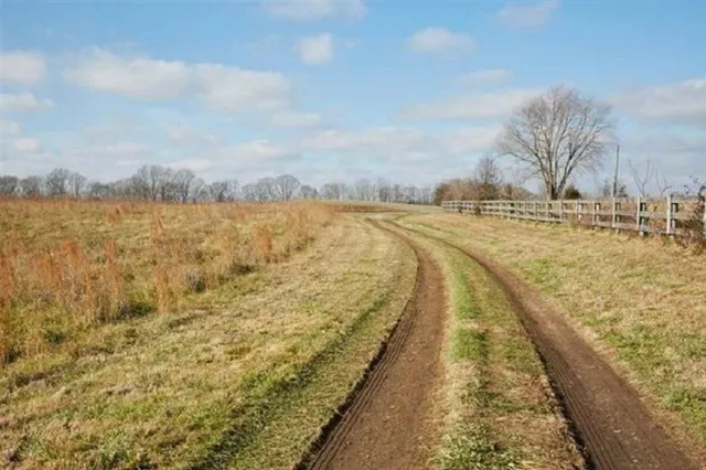 $1,250,000 | 2060 Luther Herald Road, Franklin, KY 42134