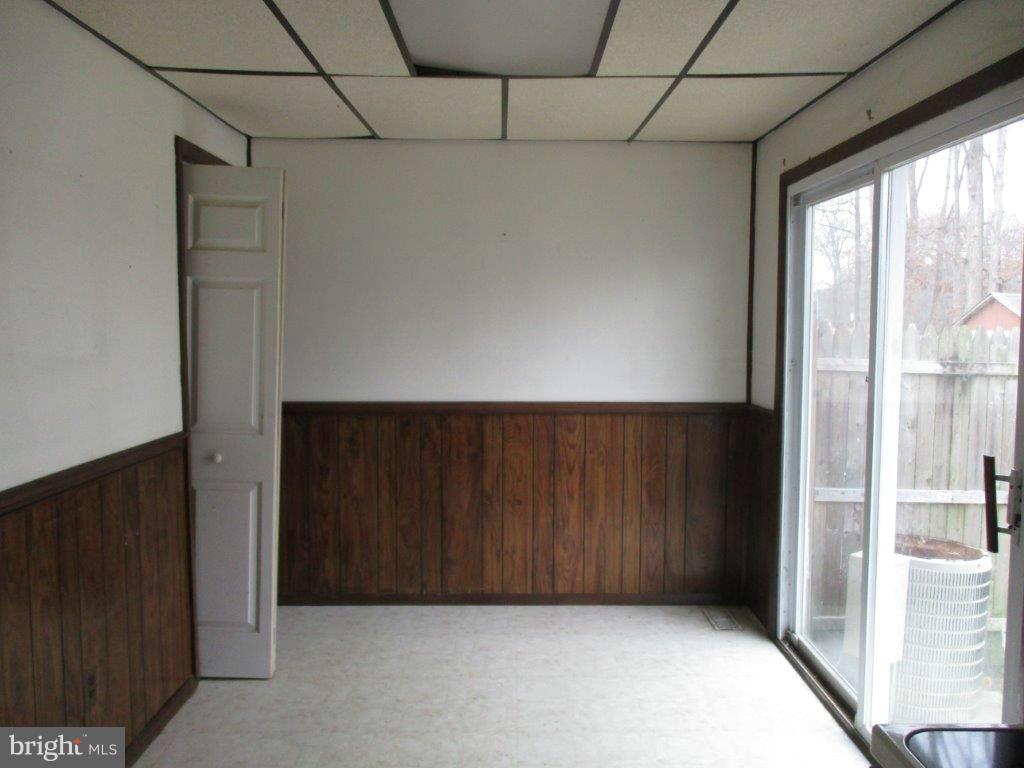 818 Thimbleberry Road Baltimore, MD 21220 - Photo 2 of 12