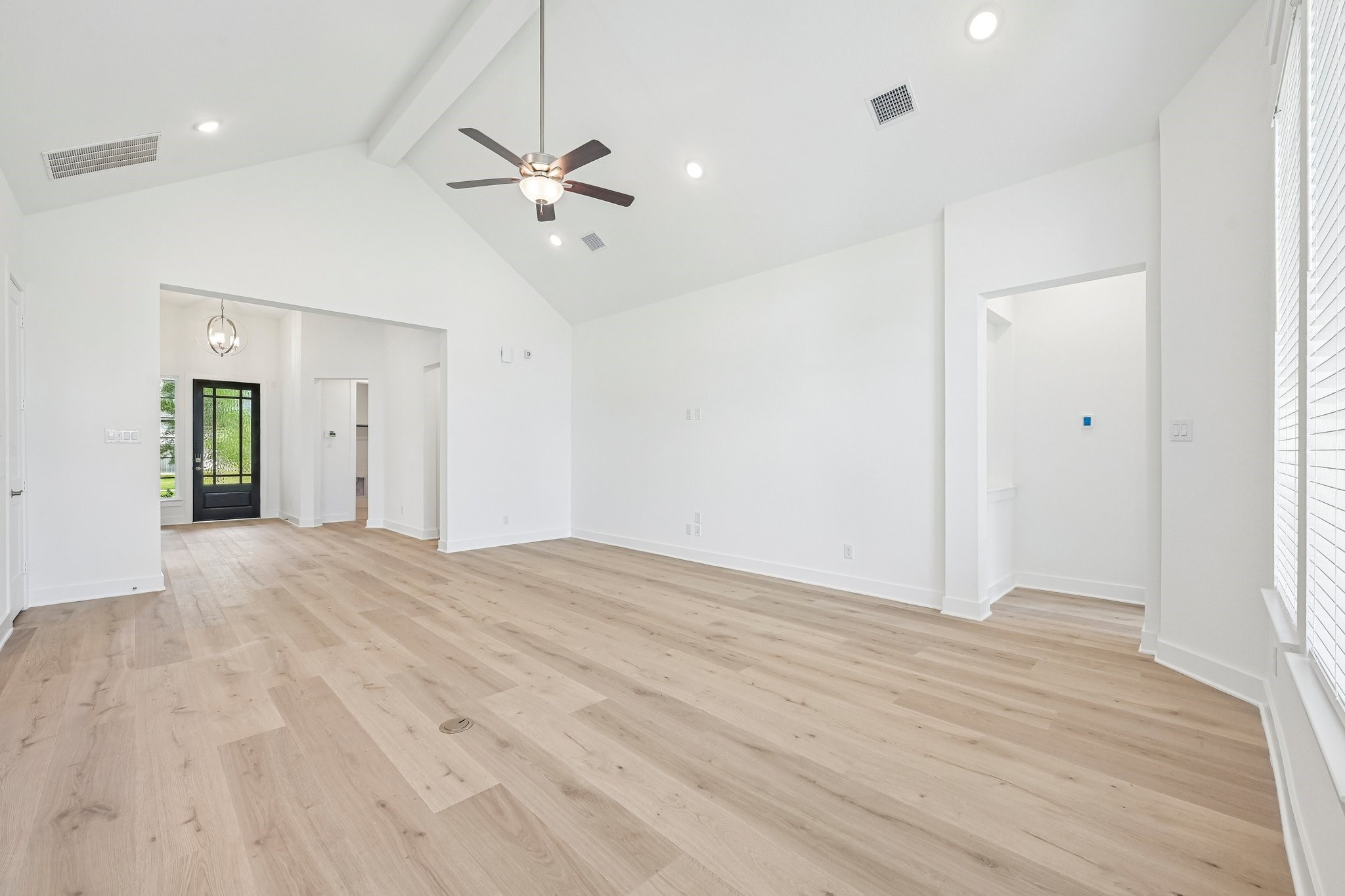 31726 Fern Grove Road Fulshear, TX 77423 - Photo 18 of 49 Photos are REPRESENTATIVE of the home /floor plan and are NOT of the actual home. Selections, features, and room options may vary.