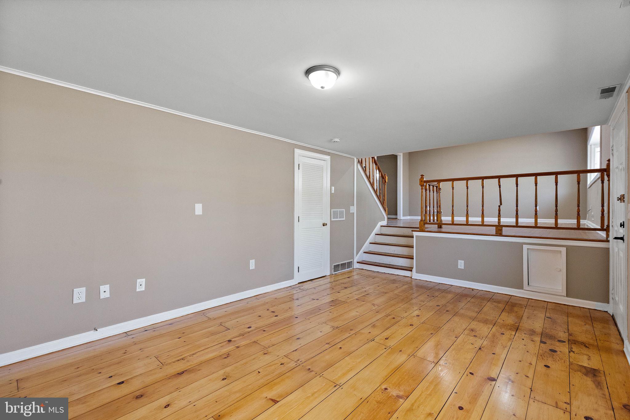 1127 Greentree Road Newark, DE 19713 - Photo 5 of 35 Gallery Image 5