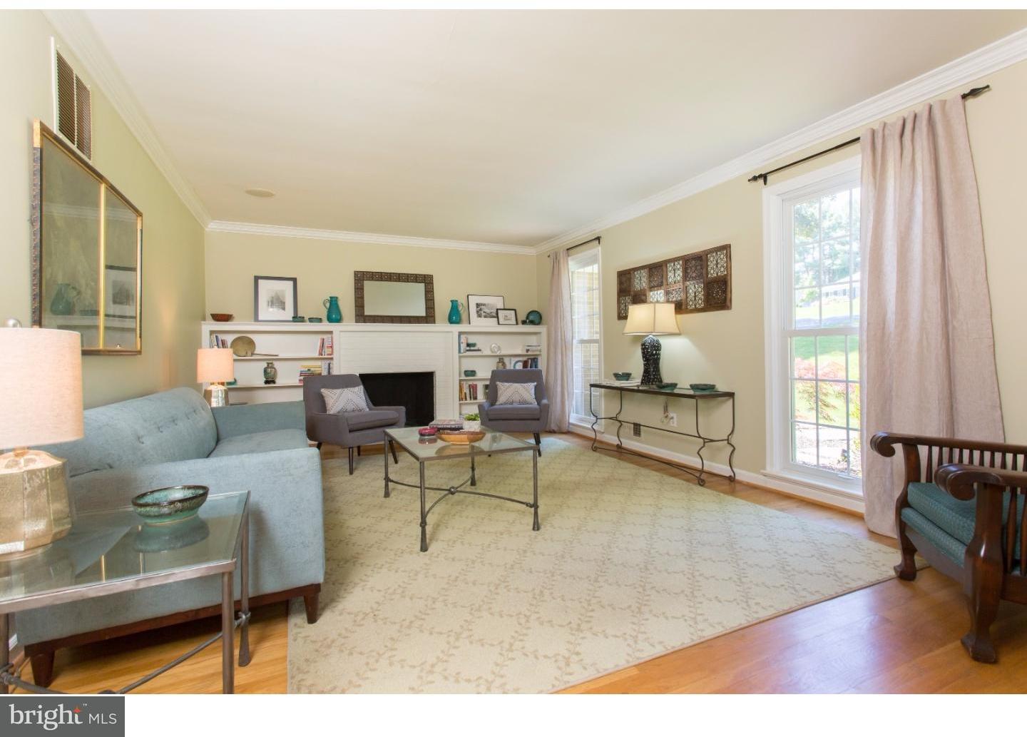 700 Joseph Drive Wayne, PA 19087 - Photo 5 of 16 Living Room