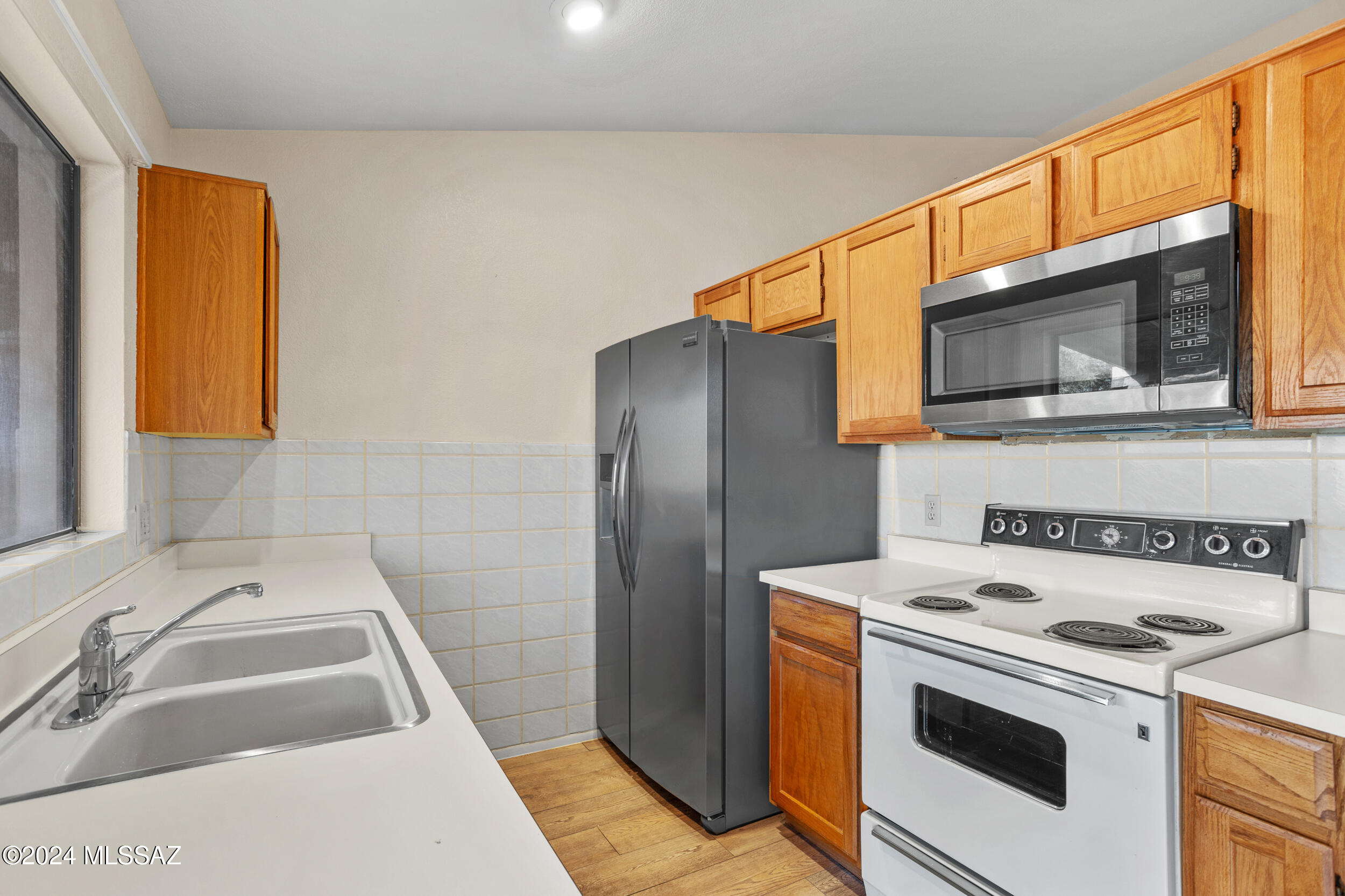 1684 Twin Ridge Road Tucson, AZ 85746 - Photo 11 of 28 Gallery Image 11
