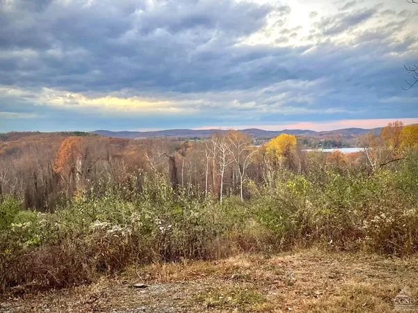 $675,000 | 3244 Cr 7, Hillsdale, NY 12529