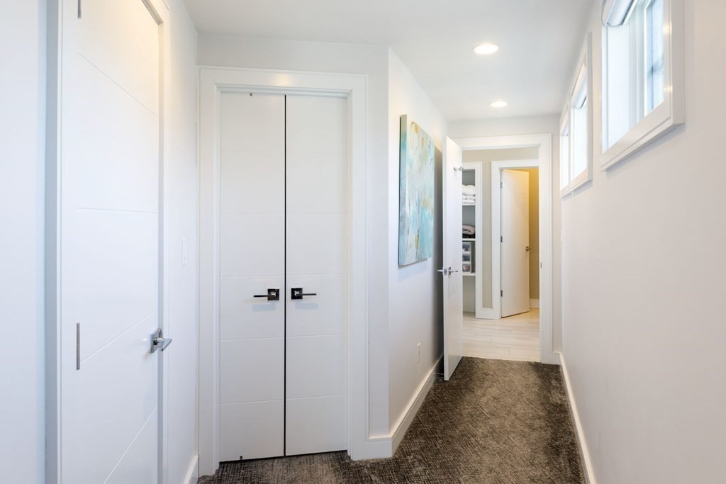 15 Inis Circle Newton, MA 02465 - Photo 14 of 25