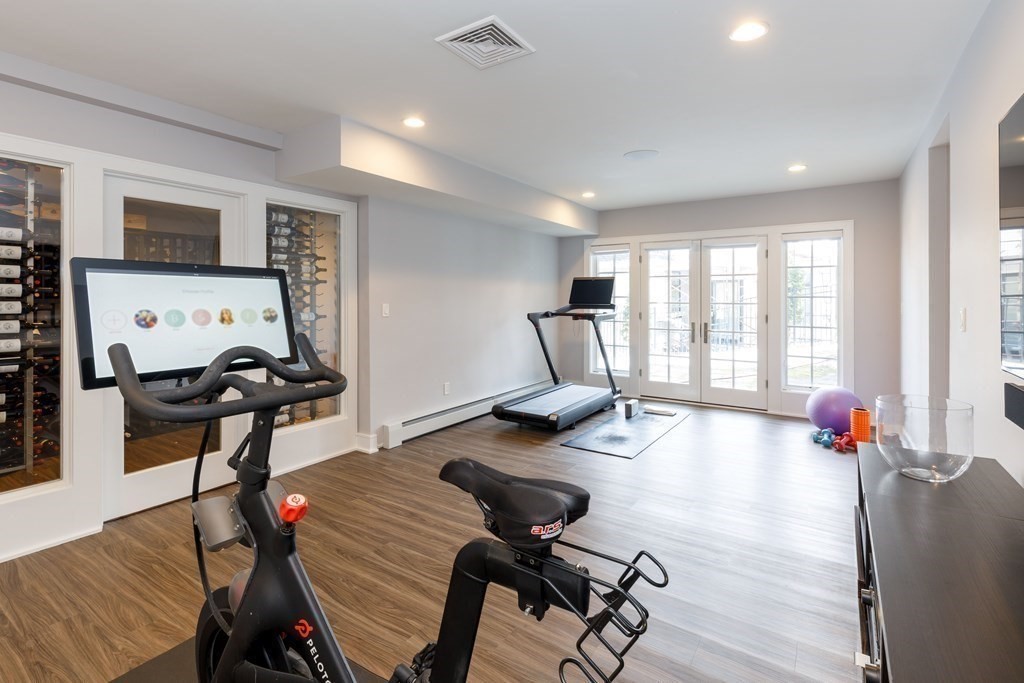 15 Inis Circle Newton, MA 02465 - Photo 19 of 25