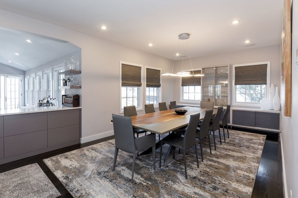 15 Inis Circle Newton, MA 02465 - Photo 5 of 25