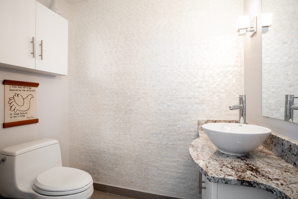 110 Stuart Street, Unit 23F Boston, MA 02116 - Photo 13 of 15