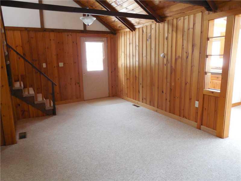 20 Crockett Road Raymond, ME 04071 - Photo 10 of 35 Family Room.