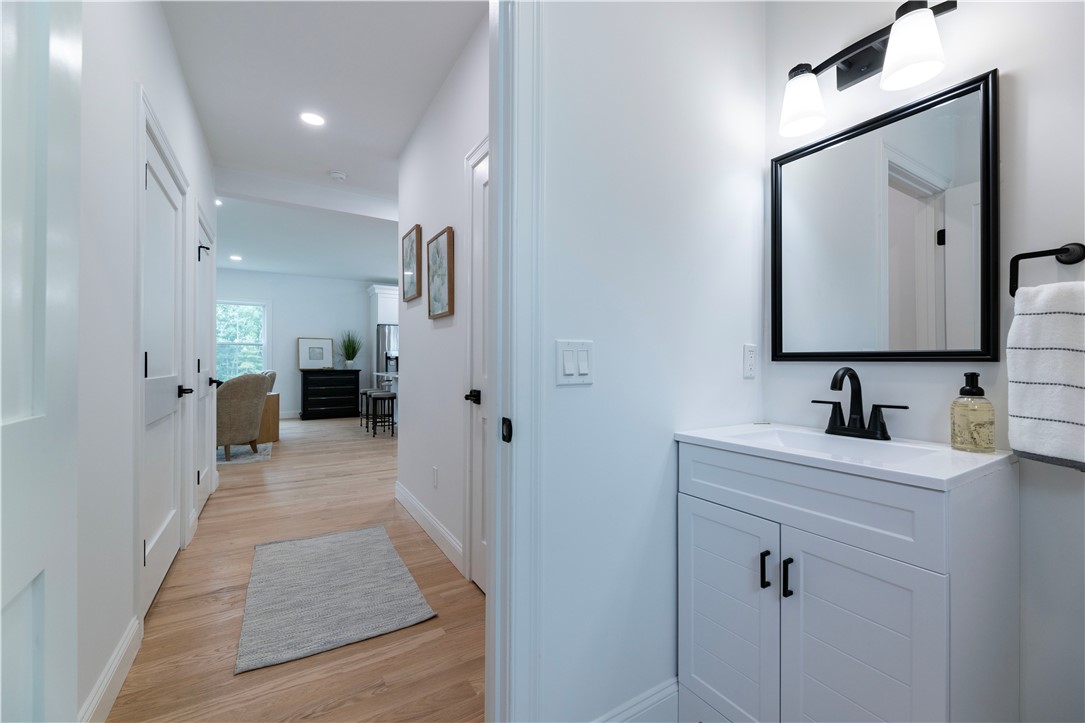 9 Stoneridge Road, Unit 9 Smithfield, RI 02917 - Photo 26 of 48 Gallery Image 26