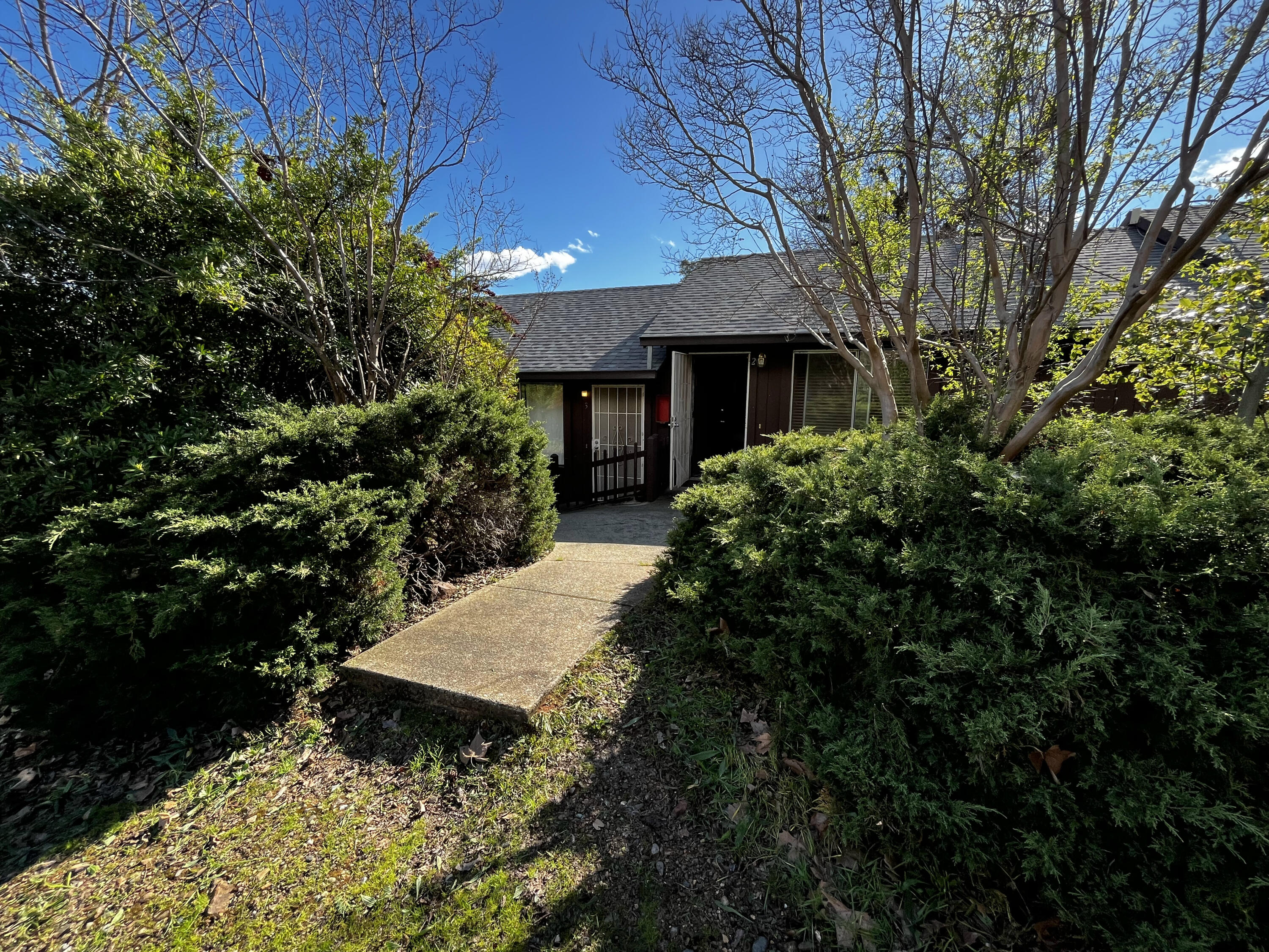 1801 Parallel Street Shasta Lake, CA 96019 - Photo 2 of 12 IMG_2470