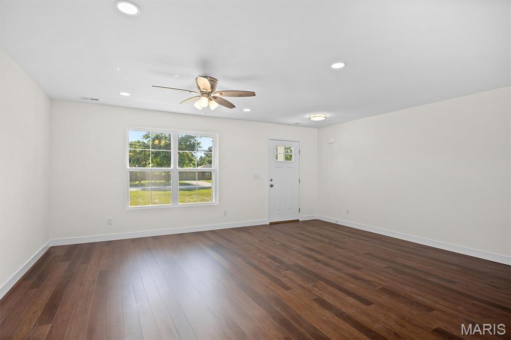 5707 Humbert Road Godfrey, IL 62035 - Photo 4 of 31 Gallery Image 4