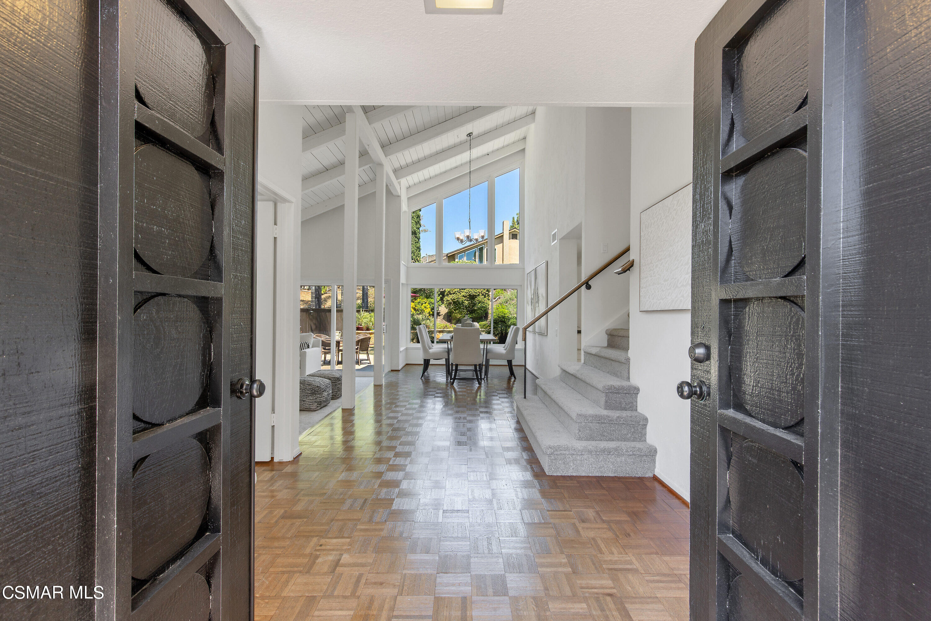 3049 Westridge Circle Thousand Oaks, CA 91360 - Photo 12 of 62 a view of entryway and livingroom with furniture