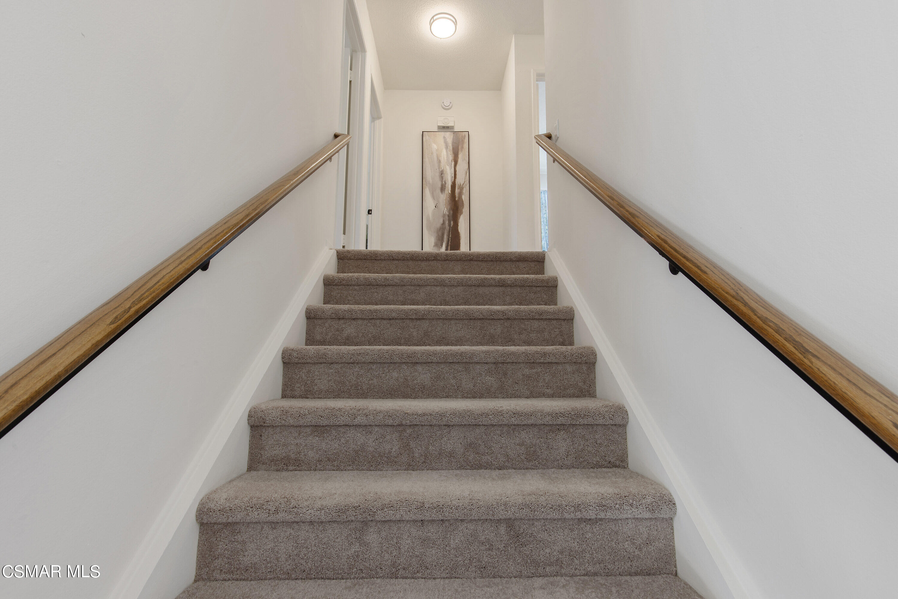 3049 Westridge Circle Thousand Oaks, CA 91360 - Photo 33 of 62 Upstairs