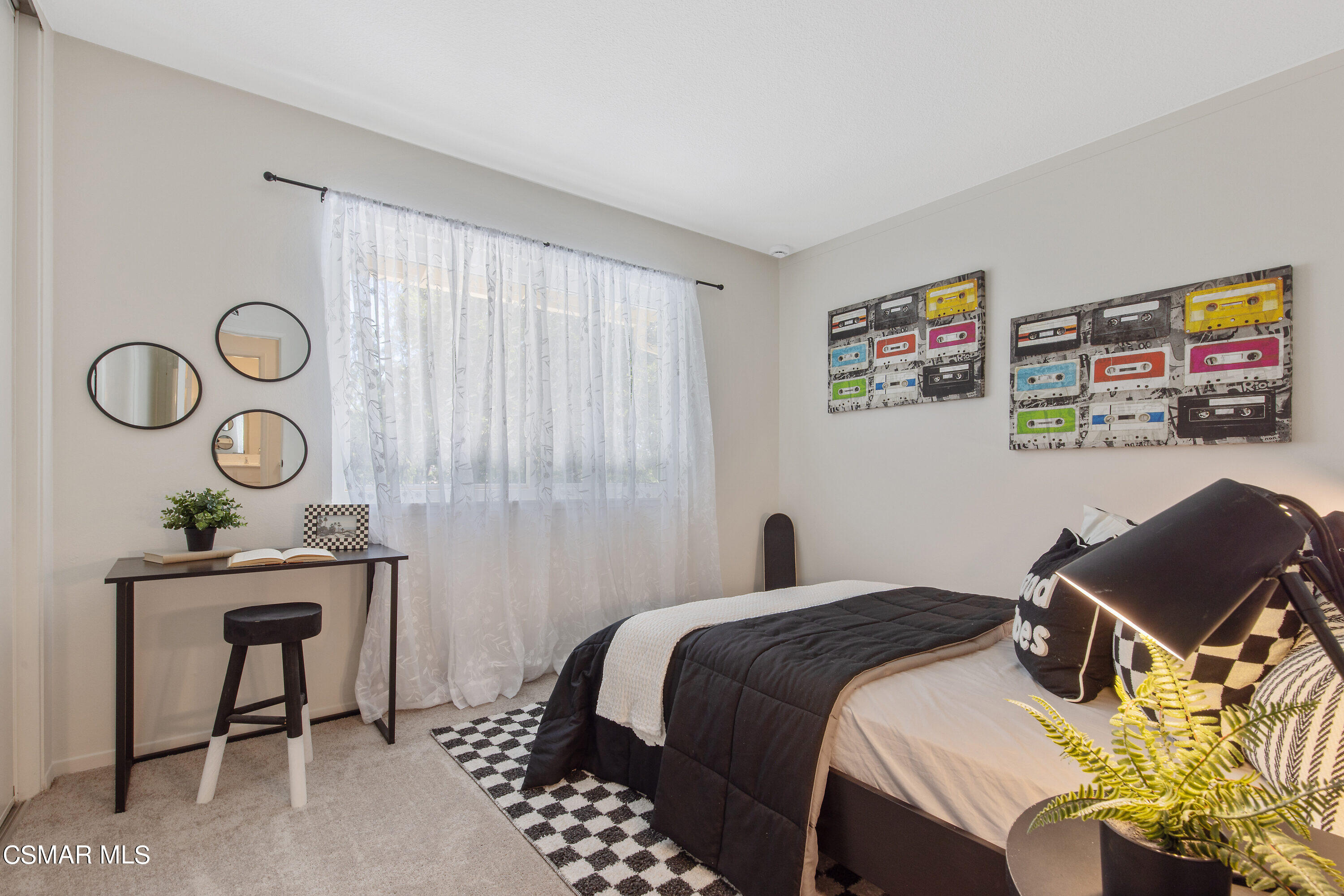 3049 Westridge Circle Thousand Oaks, CA 91360 - Photo 39 of 62 a bedroom with a bed and a chair