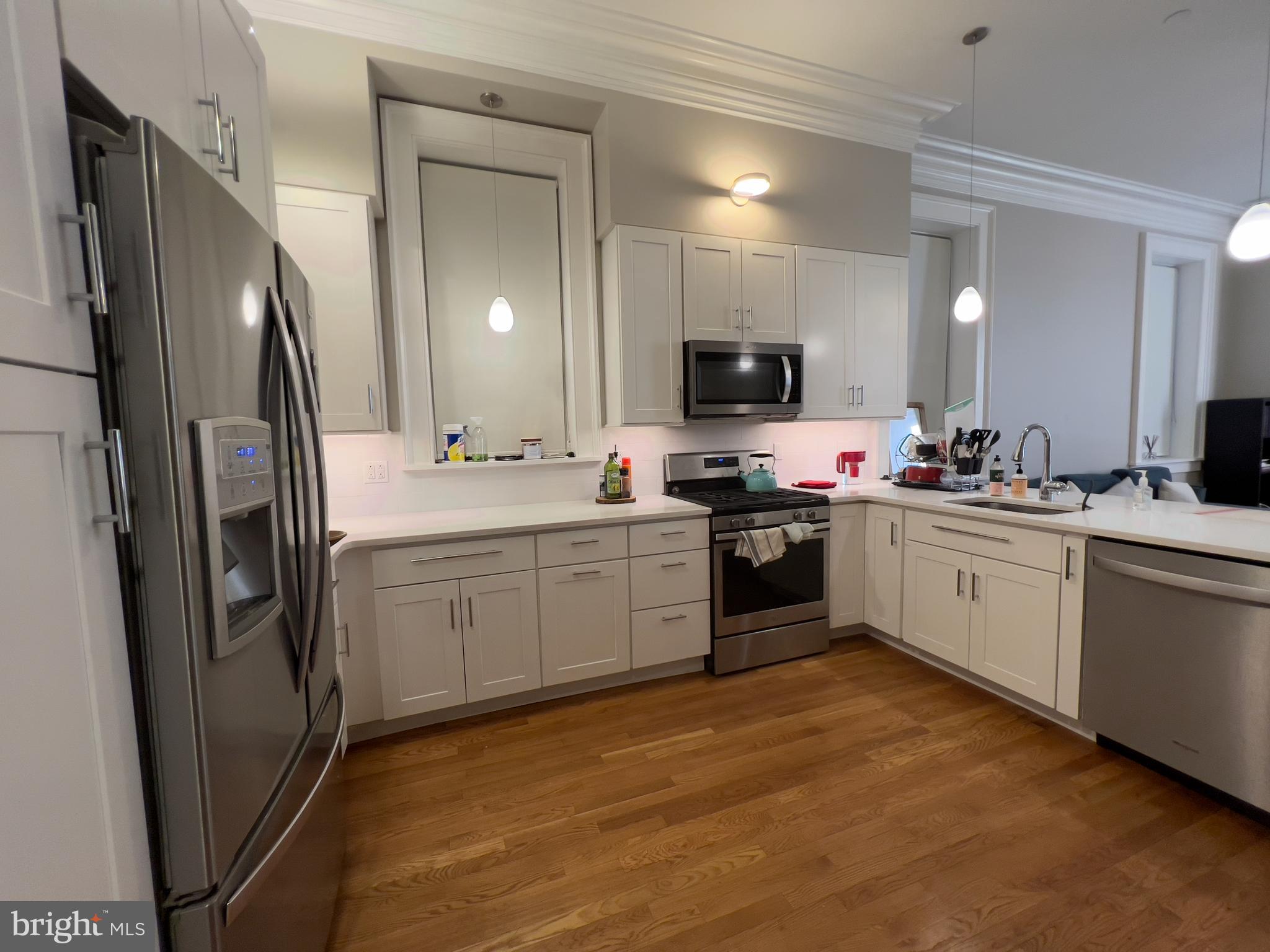 2126 Locust Street, Unit 1R Philadelphia, PA 19103 - Photo 7 of 65