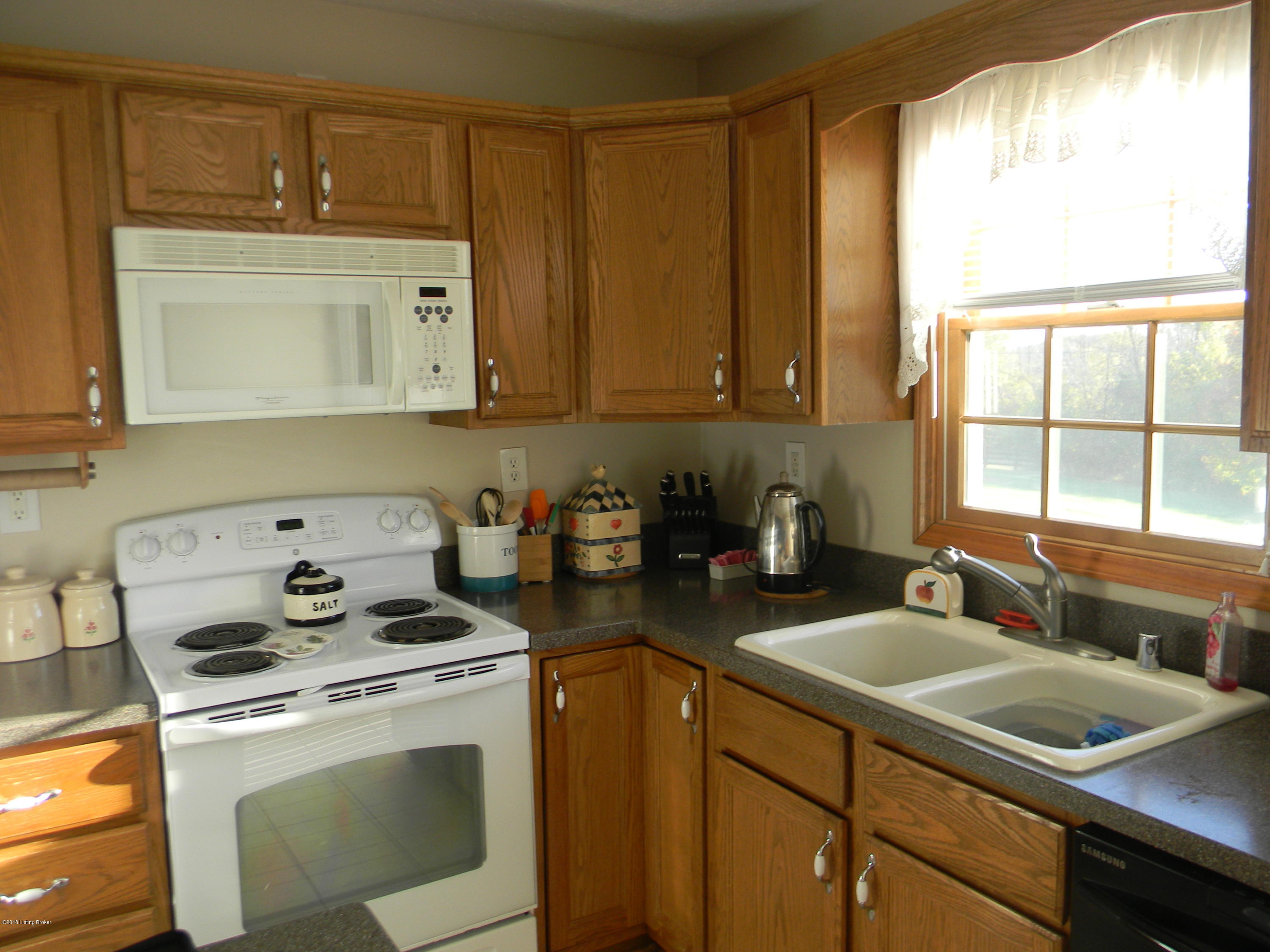 1631 Pendleton Road Pendleton, KY 40055 - Photo 6 of 24 DSCN6910
