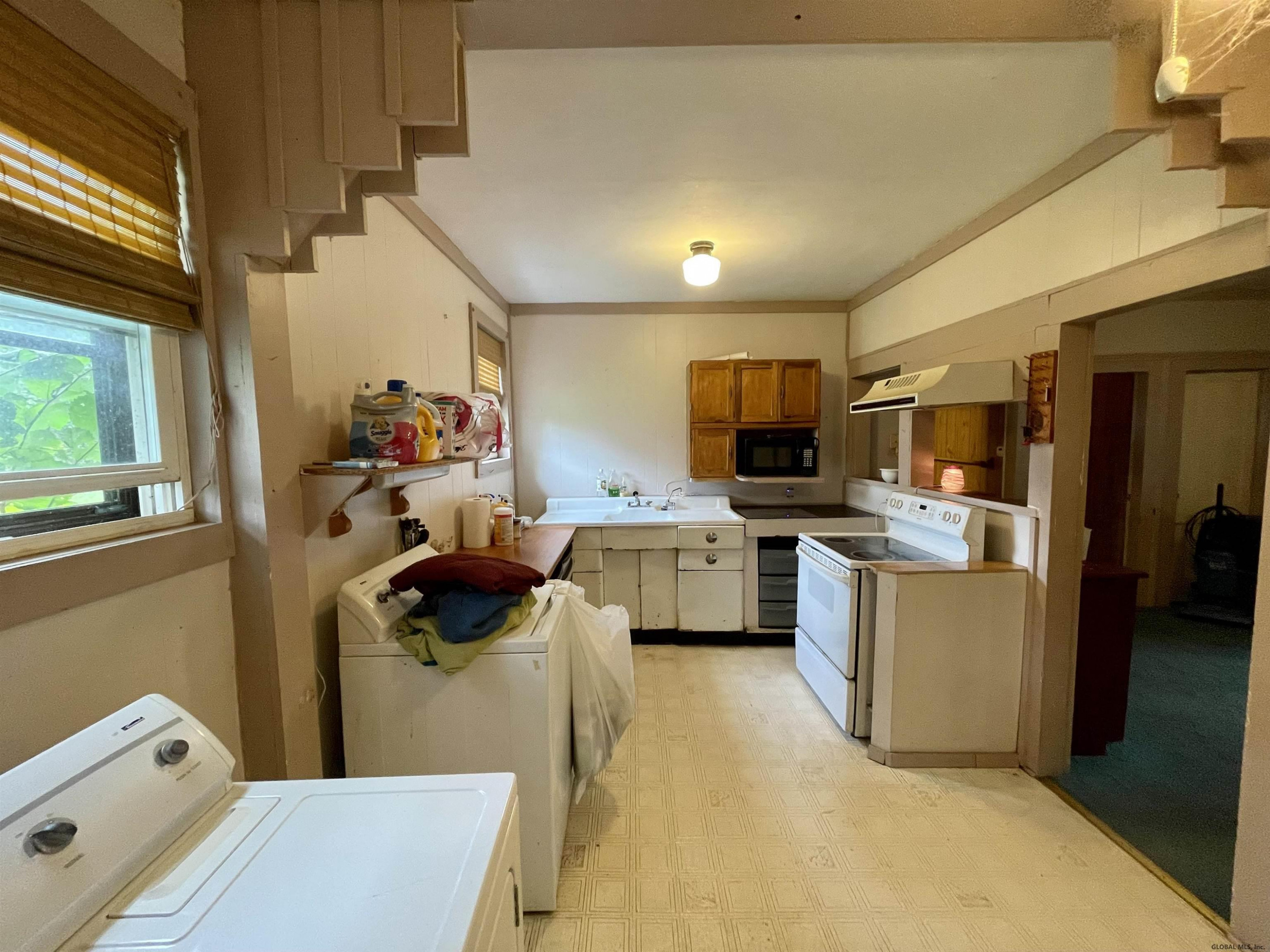159 Rural Grove Road Root, NY 12166 - Photo 6 of 20 Photo 6