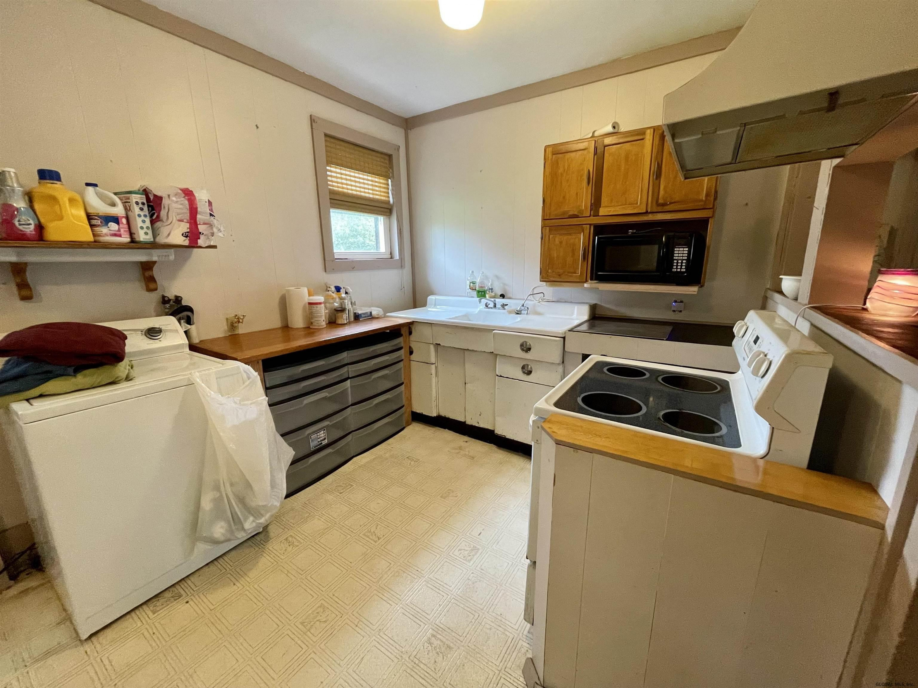 159 Rural Grove Road Root, NY 12166 - Photo 7 of 20 Photo 7