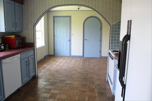 3898 Gruber Road Monroe, MI 48162 - Photo 5 of 20 20401293-4.JPG