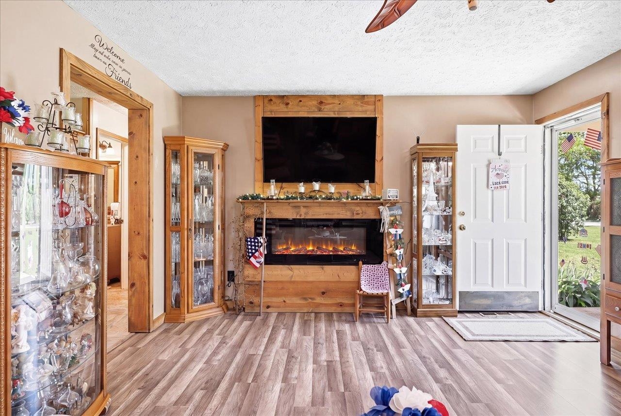 925 Mt Torrey Road Lyndhurst, VA 22952 - Photo 7 of 53