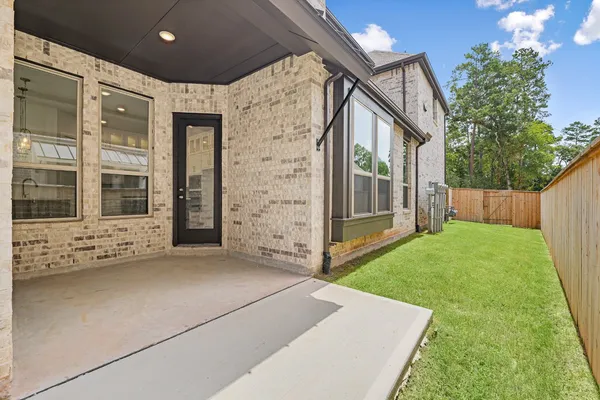 $429,990 | 328 Fields Lane, Montgomery, TX 77316
