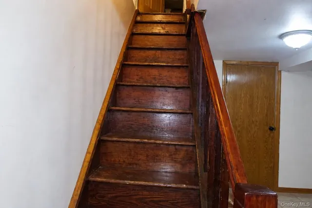 a view of an entryway