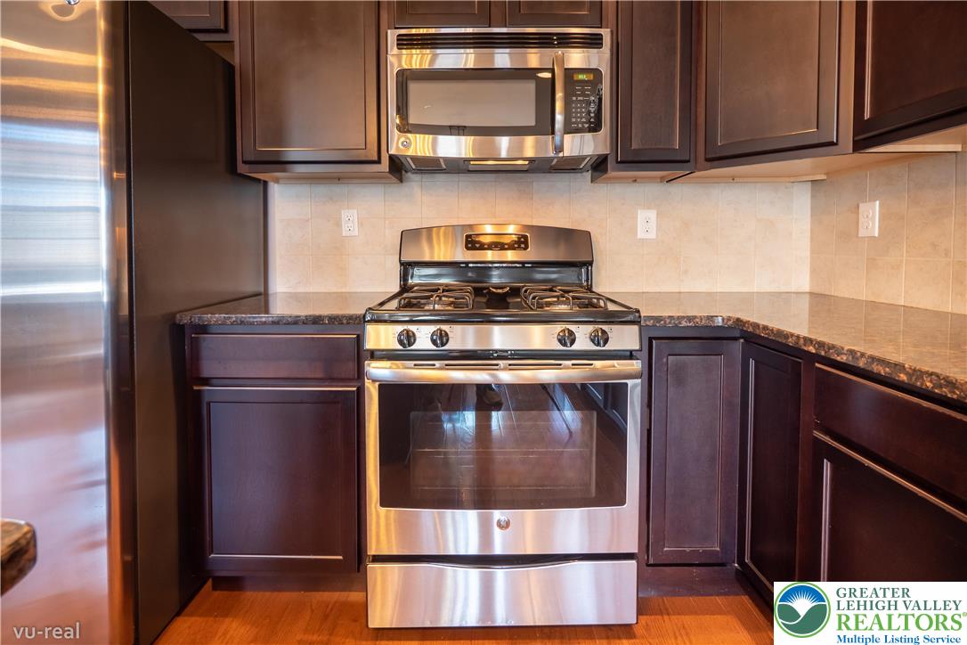 356 Pennycress Road Allentown, PA 18104 - Photo 12 of 38