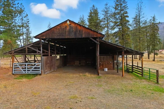 $580,000 | 28 Enzyme Lane, Kettle Falls, WA 99141