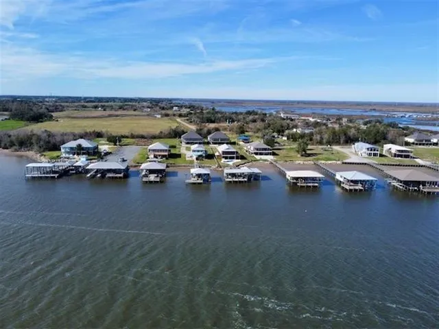 $59,000 | 168 Cooper Ann Lane, Hackberry, LA 70645