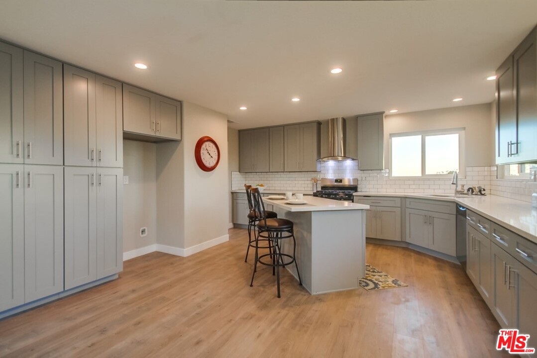 29447 Wilkes Road Valley Center, CA 92082 - Photo 11 of 25 Gallery Image 11