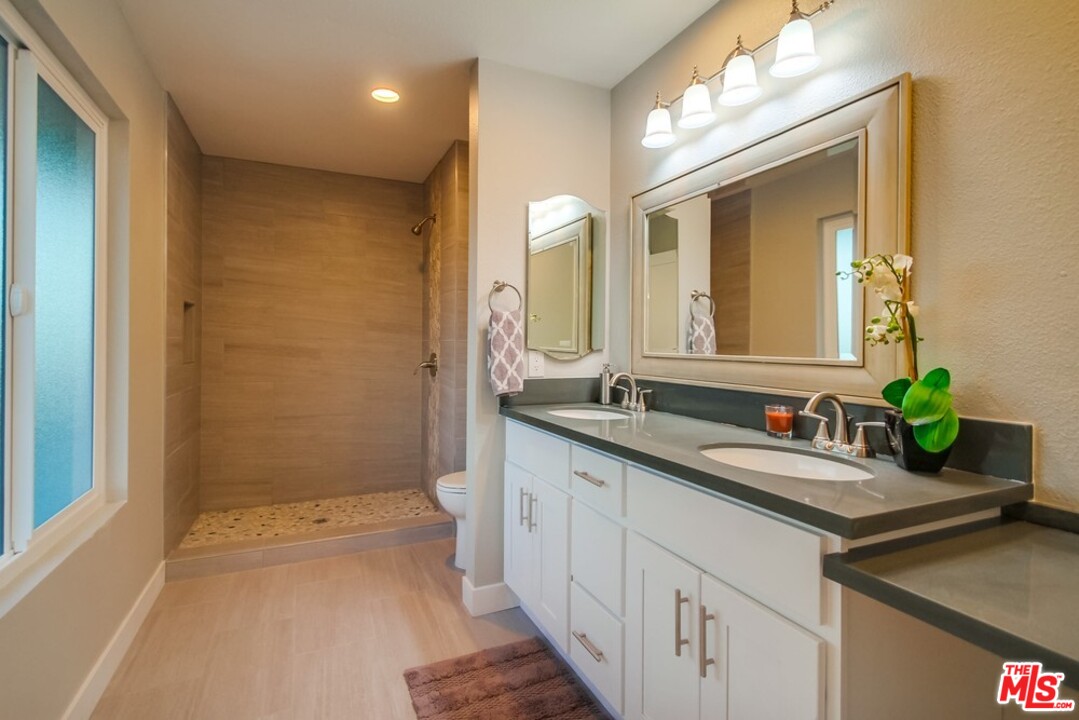 29447 Wilkes Road Valley Center, CA 92082 - Photo 15 of 25 Gallery Image 15