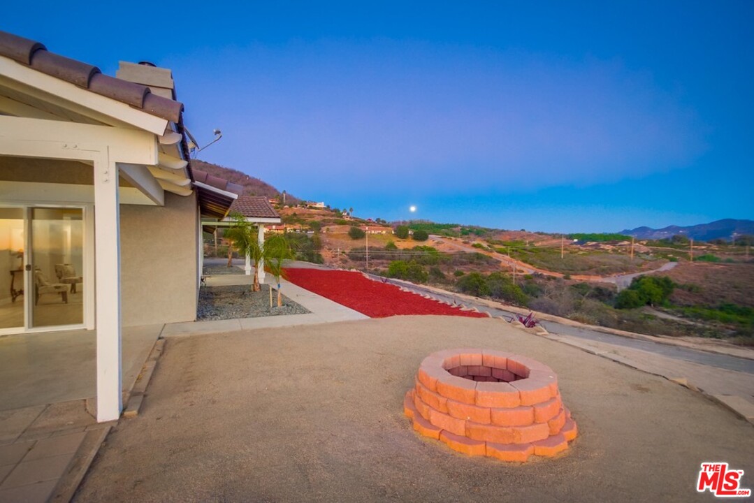 29447 Wilkes Road Valley Center, CA 92082 - Photo 22 of 25 Gallery Image 22