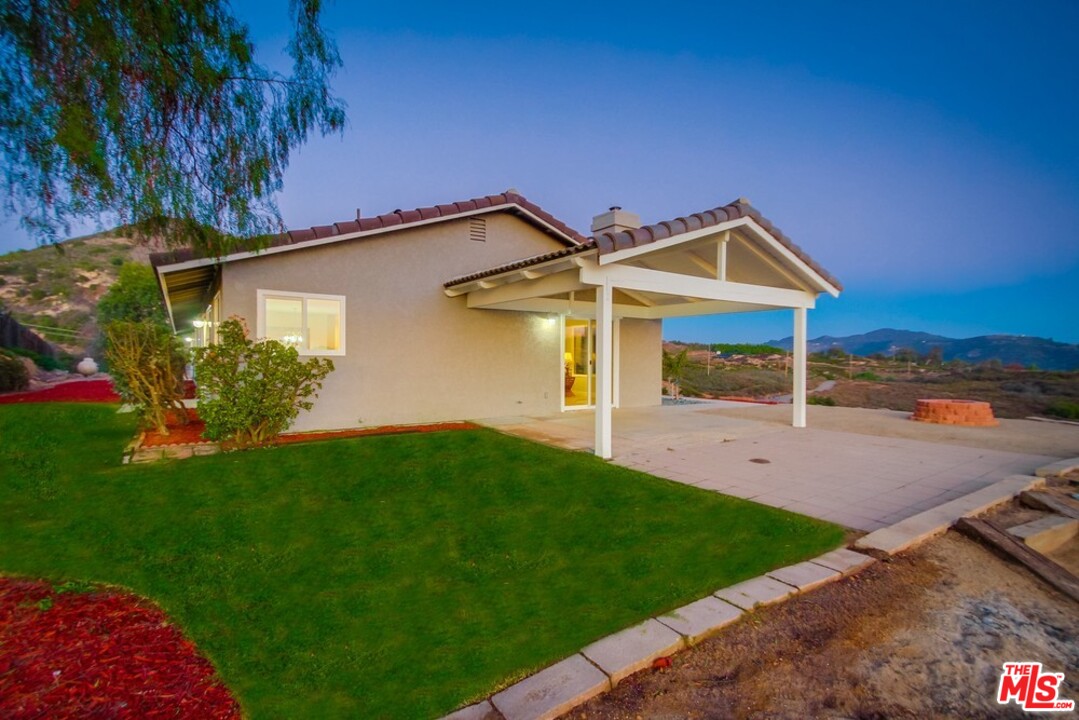 29447 Wilkes Road Valley Center, CA 92082 - Photo 23 of 25 Gallery Image 23