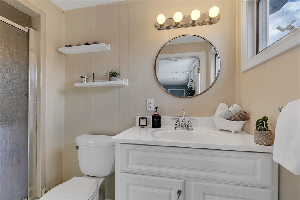 76 Hovey Street, Unit 3 Watertown, MA 02472 - Photo 18 of 32