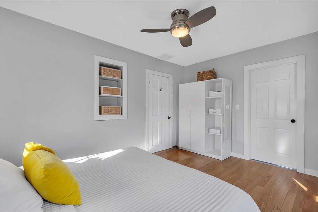 76 Hovey Street, Unit 3 Watertown, MA 02472 - Photo 23 of 32