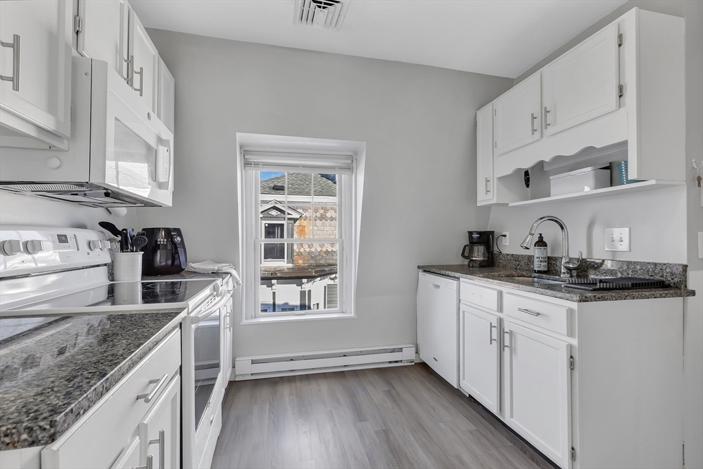 76 Hovey Street, Unit 3 Watertown, MA 02472 - Photo 7 of 32