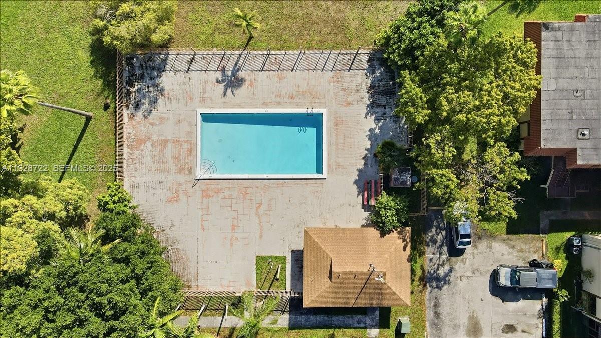Hialeah Hialeah, FL 33016 - Photo 27 of 32 an aerial view of a house with a yard