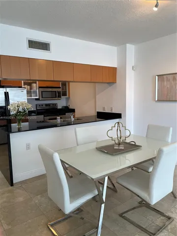 $2,800 | 1750 North Bayshore Drive, Unit 2904, Miami, FL 33132