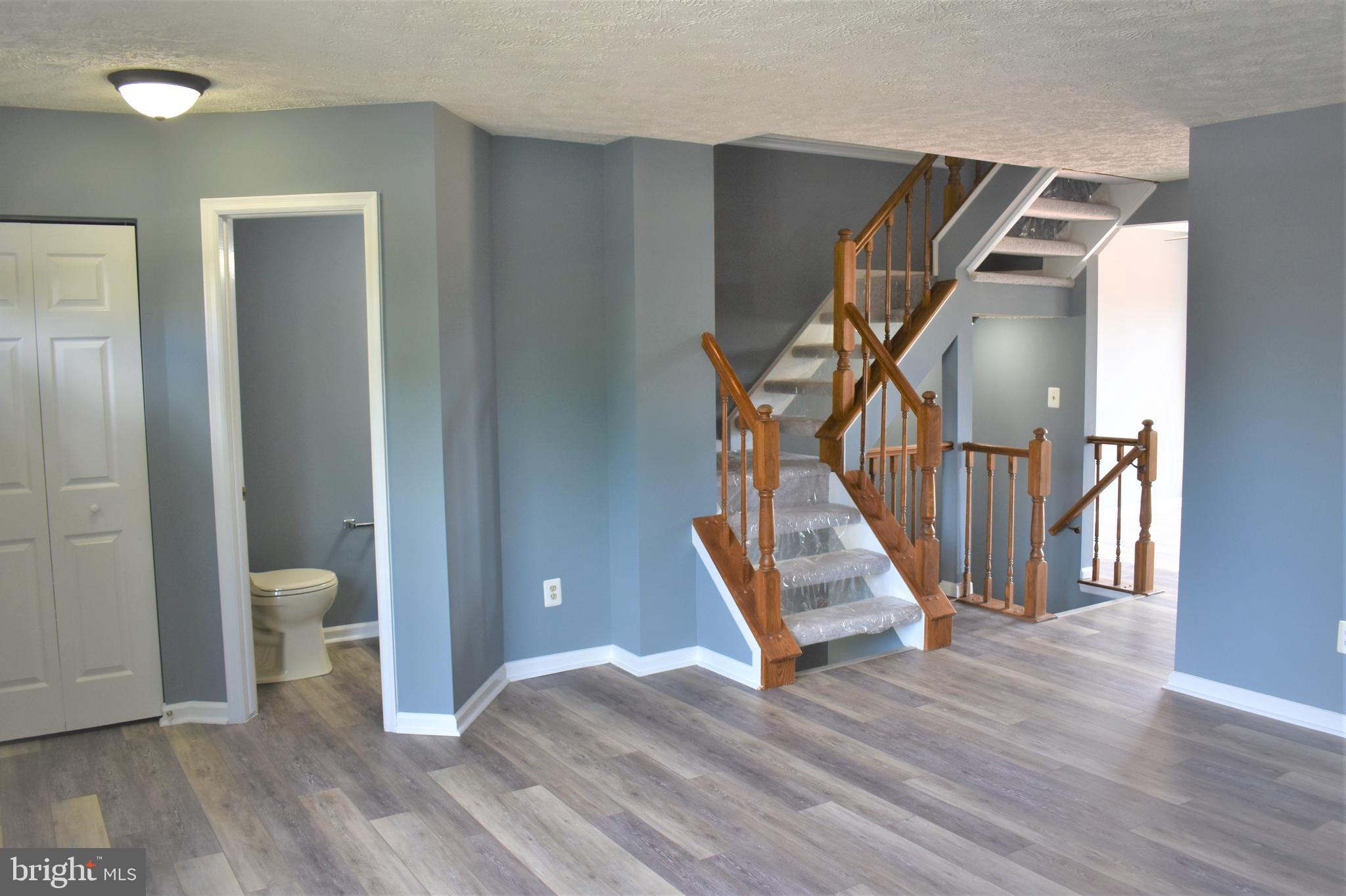 13329 Burkitts Road Fairfax, VA 22033 - Photo 11 of 67