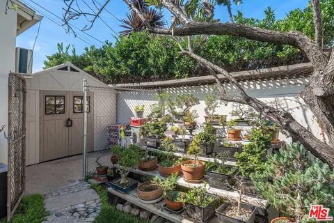$1,795,000 | 1851 Stearns Drive, Los Angeles, CA 90035
